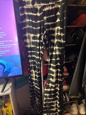 Wide-Leg Tie-Dye Black & White Pants